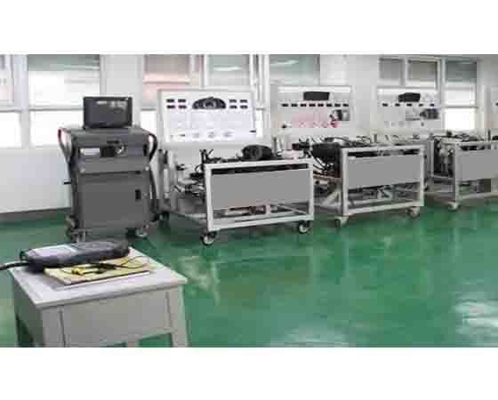 汽修VR實訓室:未來汽車維修培訓的新模式與高效教育平臺